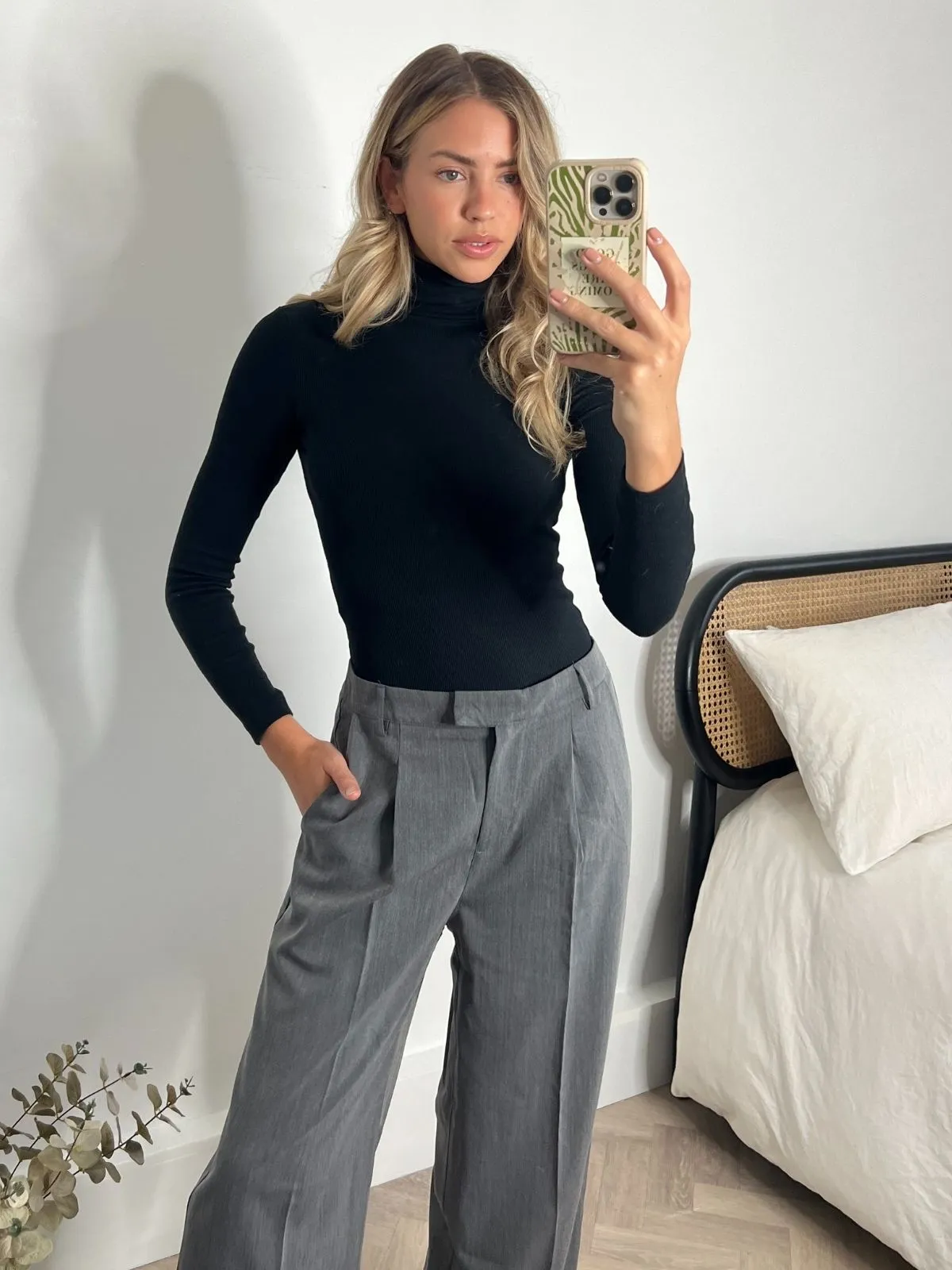 Alice Straight Leg Low Rise Suit Trousers / Grey