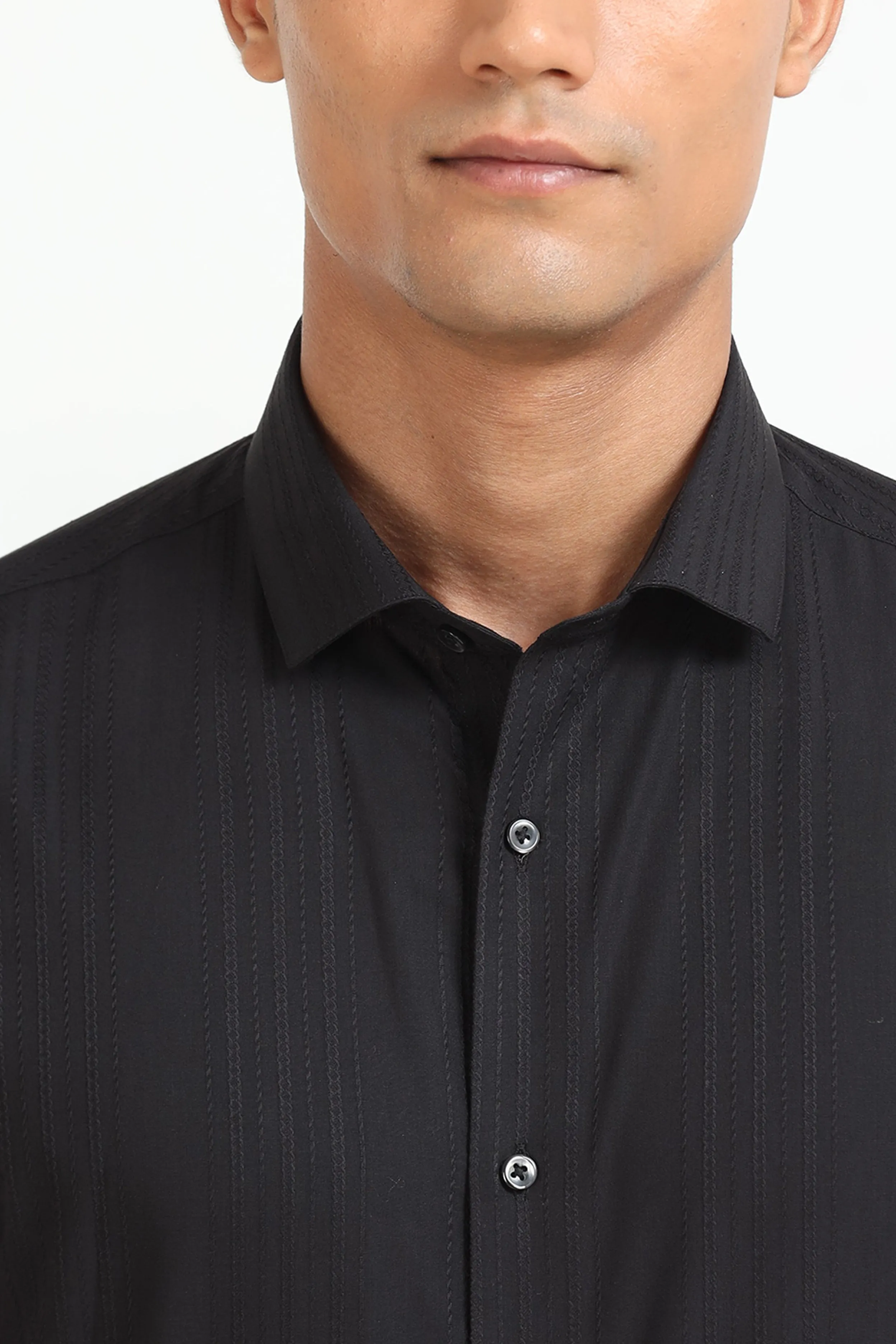 Noir Latitude Shirt