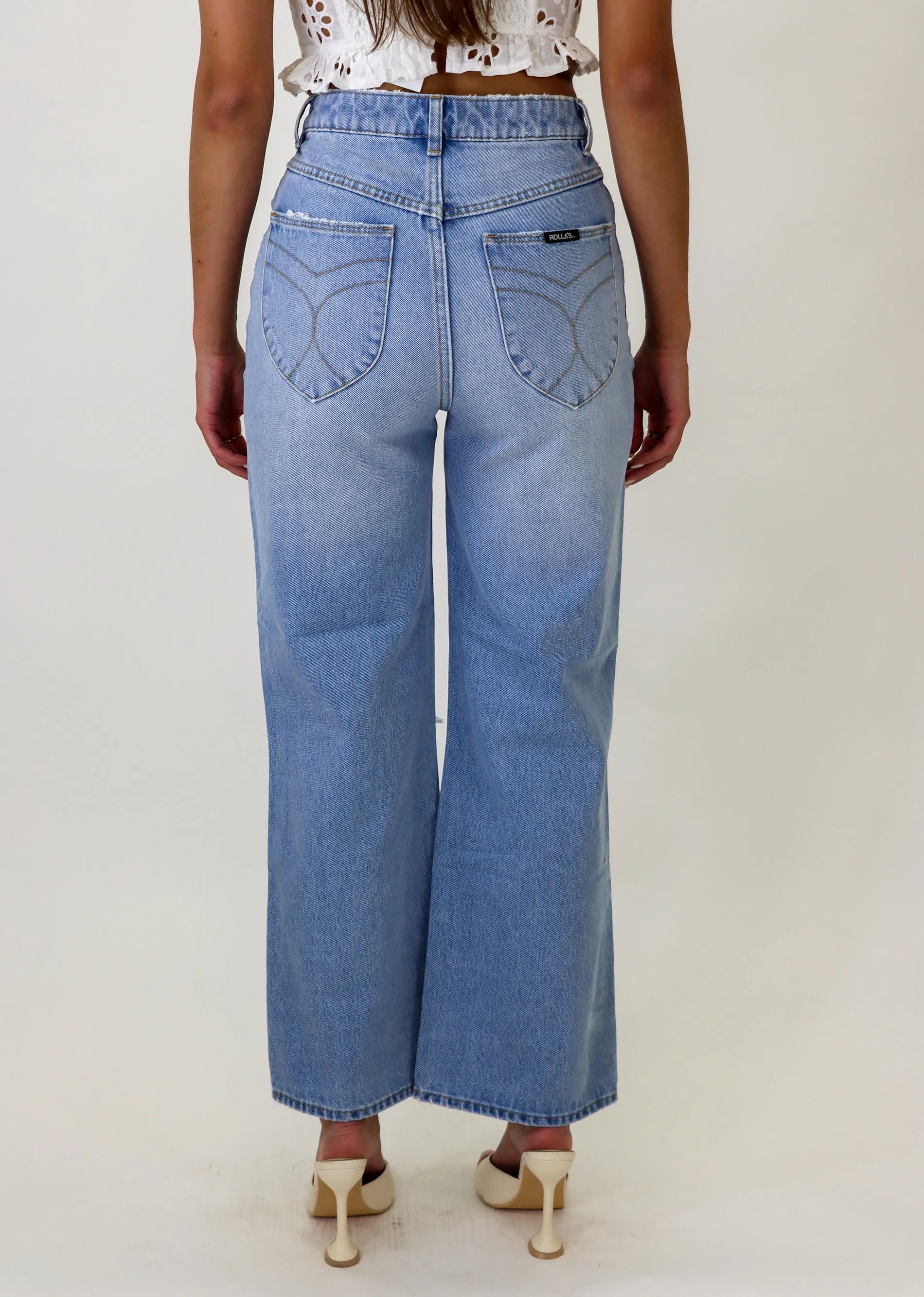 Rollas Check Out Wide Leg Jeans ★ Light Wash