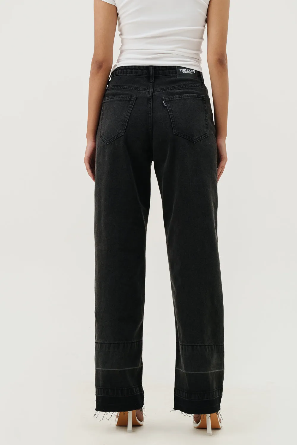 Shifted Shadow Straight Fit Jeans